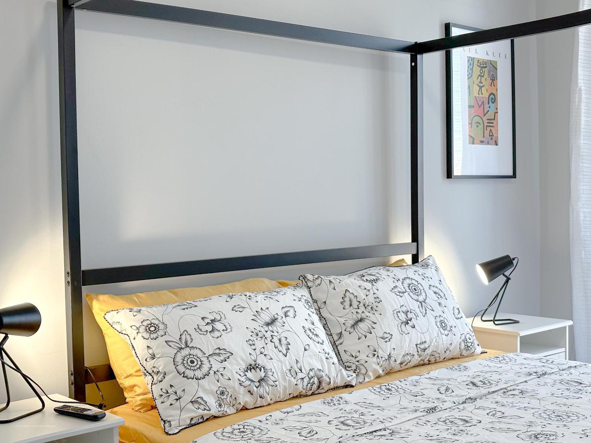 Torre 24 - Luxury Naviglio Suite ميلان المظهر الخارجي الصورة